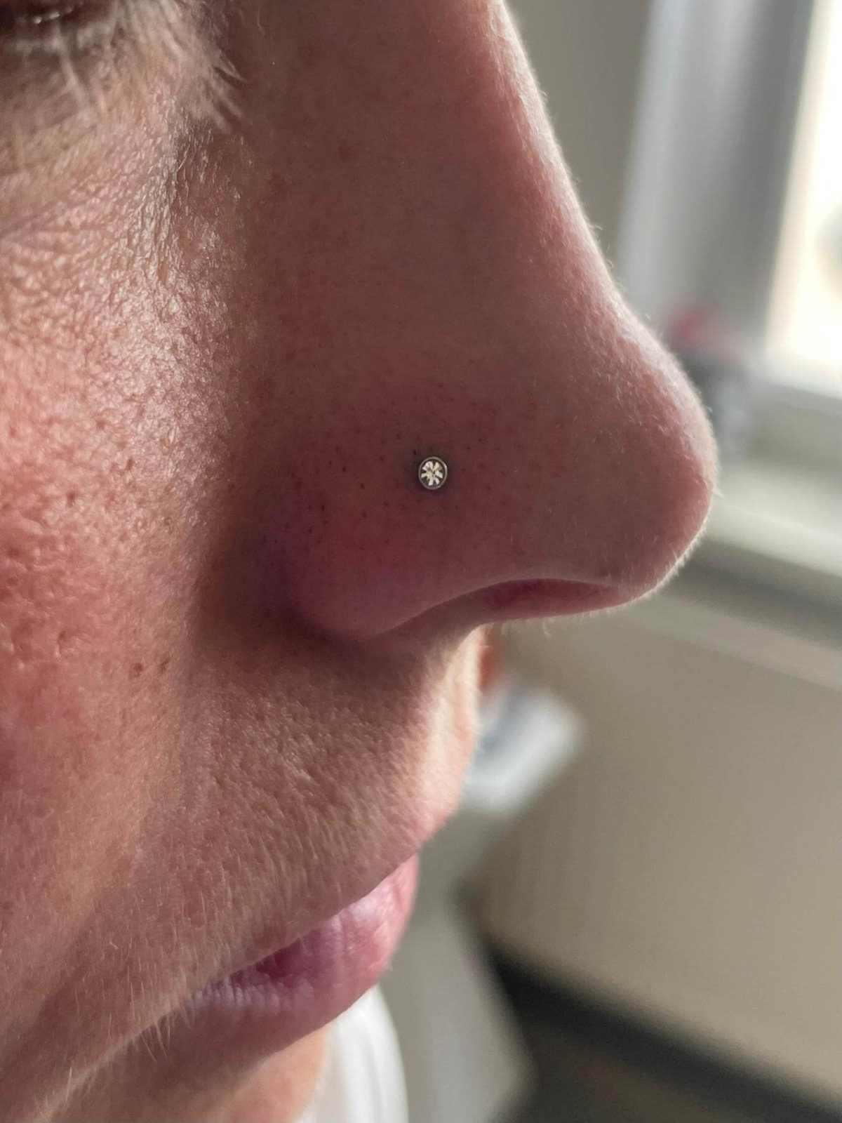 Piercing Raisdorf 6---